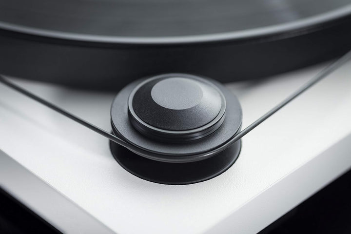 Pro-Ject Primary E Phono, Audiophiler Plug&Play Plattenspieler mit integrierter Phono Vorstufe (Weis
