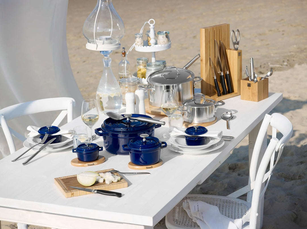 STAUB Gusseisen Bräter/Cocotte, Rund 22 cm, 2,6 L, Aromaregen Funktion, Für alle Herdarten geeignet,