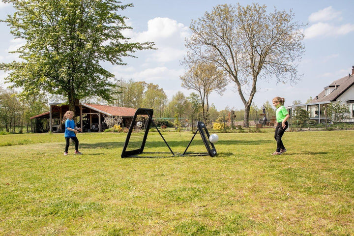 Virtufit Verstellbarer Fussball-Rebounder Pro - Kickback - Tchouck - 84 x 84 cm / 100 x 100 cm / 124