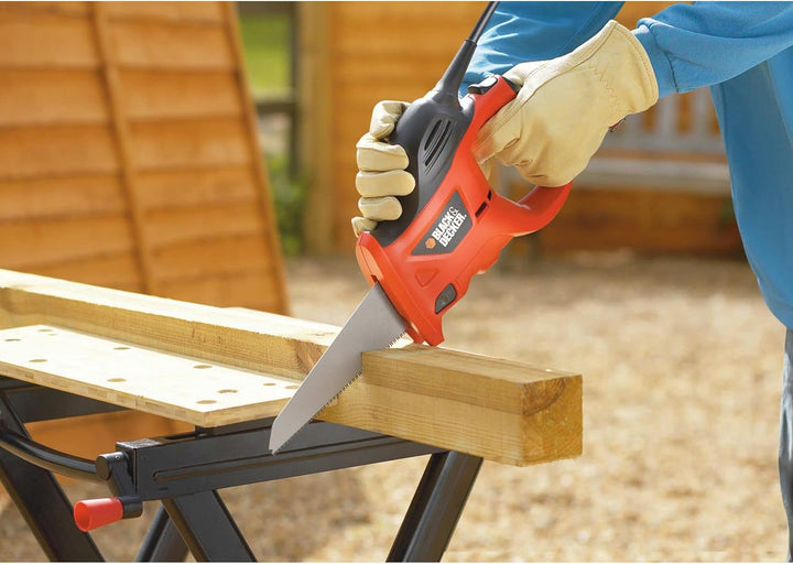 Black+Decker 400W Universal-Säbelsäge KS880EC &amp; 3M Schutzbrille für Elektroarbeiten 2890SC1, klar/gr