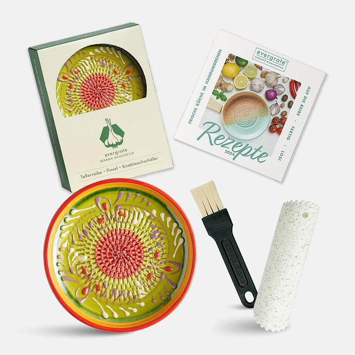 Evergrate® Keramikreibe Diego mit Geschenkbox – mit Reibe, Knoblauchschäler, Rezeptheft & Pinsel – H