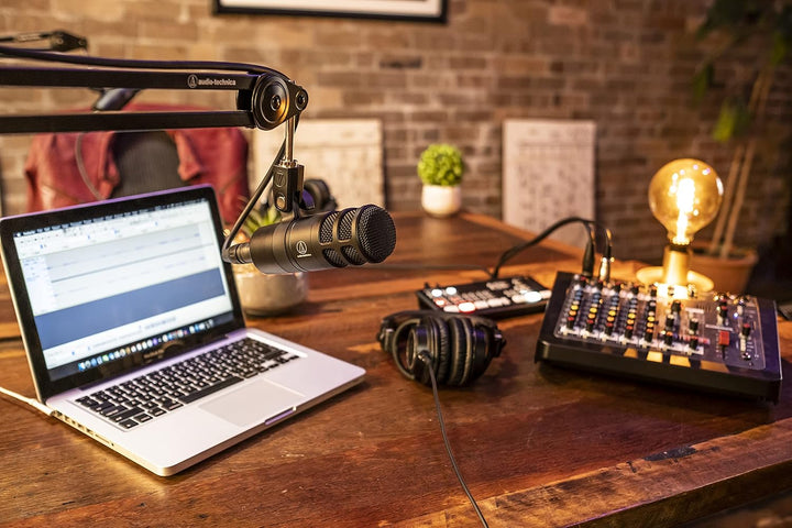 Audio-Technica 2040 Dynamisches Podcast-Mikrofon mit Hypernierencharakteristik Schwarz Single, Singl