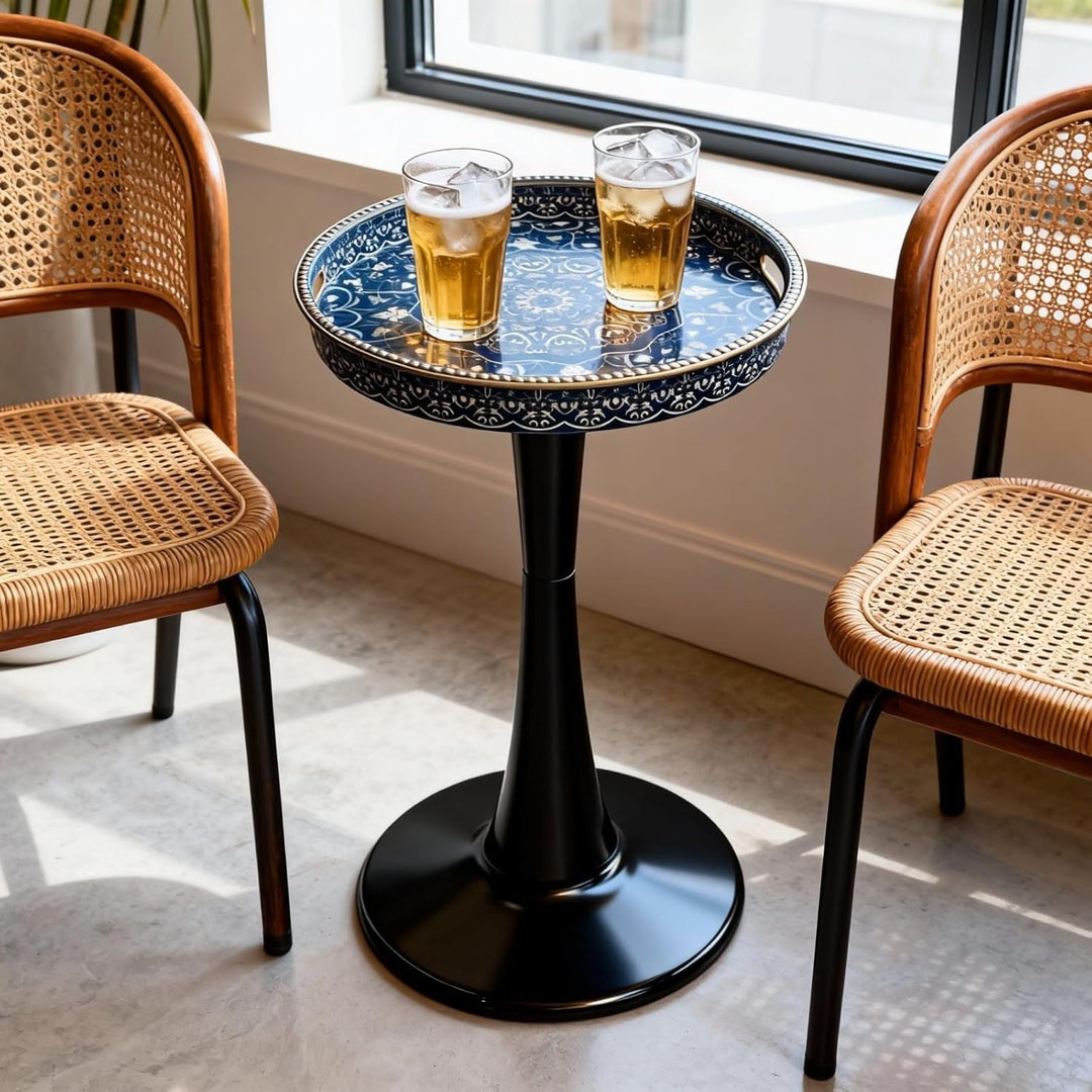 Eleganter runder Beistelltisch – 33 cm künstlerisch gemusterter Getränketisch mit glänzender Tablett