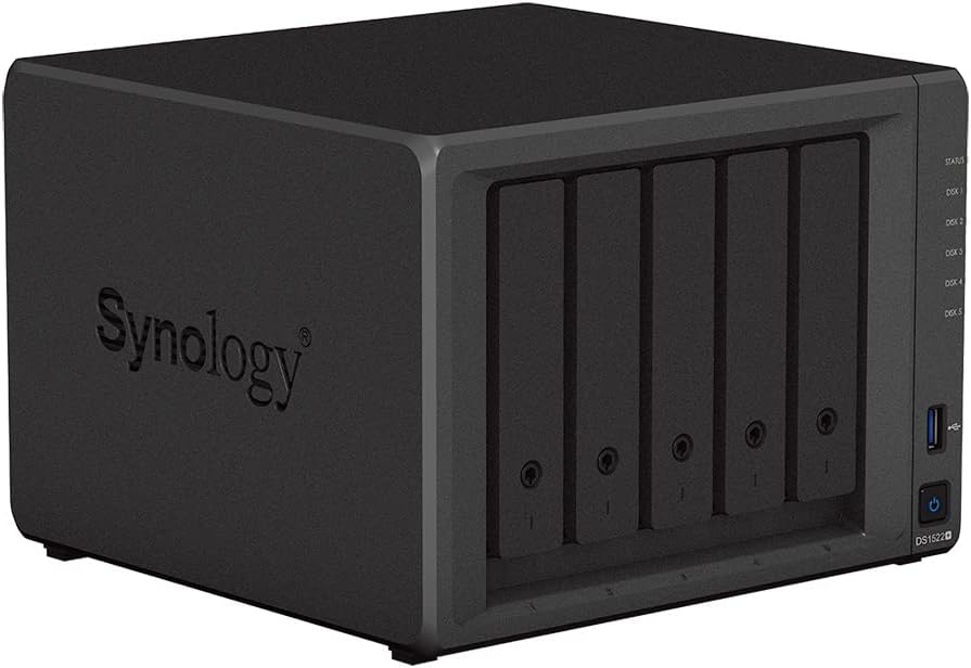 Synology DS1522+ 5-Bay DiskStation NAS AMD Ryzen R1600 8GB Ram 4xRJ-45 1GbE LAN-Port, Bundle mit 5x1