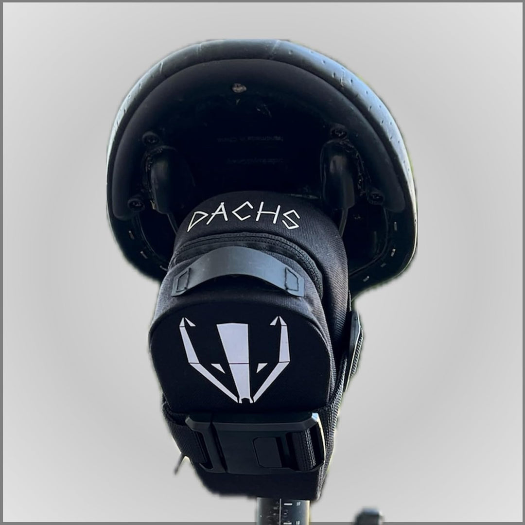 DACHS Rennrad Satteltasche mit Magnetclip & Lichthalter - Kompakte, leichte Fahrradtasche aus wasser