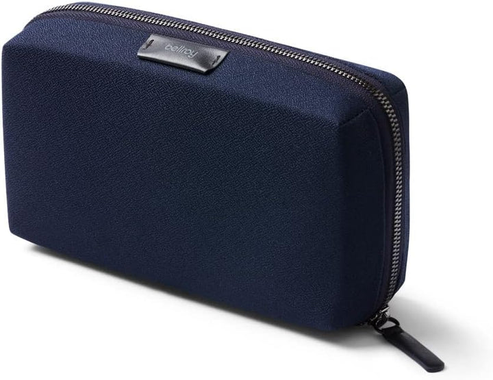 Bellroy Tech Kit, Tech Accessories Reissverschlusstasche (Powerbank, Handy-Ladegerät, Kabel, Ohrhöre