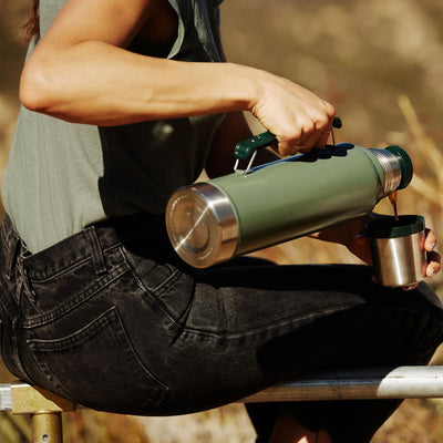 Stanley Classic Legendary Thermosflasche- Thermos Hält 15-48 Stunden Heiss oder Kalt - Edelstahl The