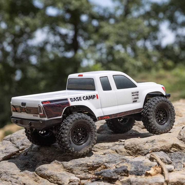 Axial 1/24 SCX24 Base Camp 4X4 RTR Brushed Rock Crawler (Battery & Charger Included), White Mehrfarb