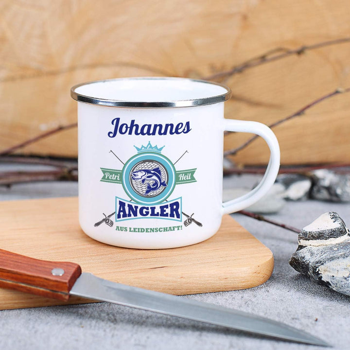 Herz & Heim® Frühstück Set für Angler mit Schneidebrettchen inklusive Messer und Emailletasse - perf