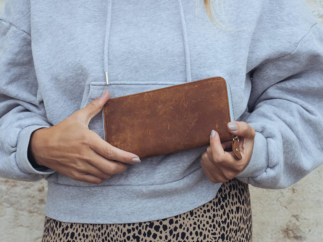 skaard Grosse Damen Geldbörse aus echtem Leder, Braun/Hellblau mit RFID-Schutz, Braun