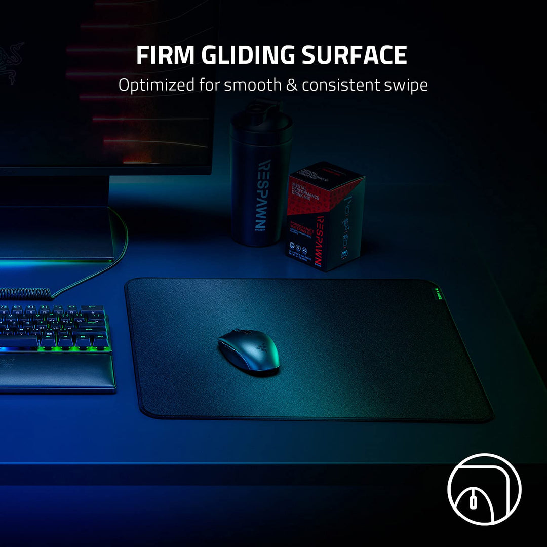Razer Strider Hybrid-Mauspad mit weichem Boden und glattem Gleiten: Feste Gleitfläche – rutschfeste