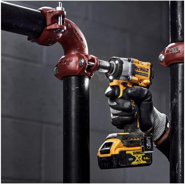DeWalt Impacto sin escobillas XR 18V 1/2" 406Nm con anillo de retención 2 baterías Li-Ion 5Ah y male