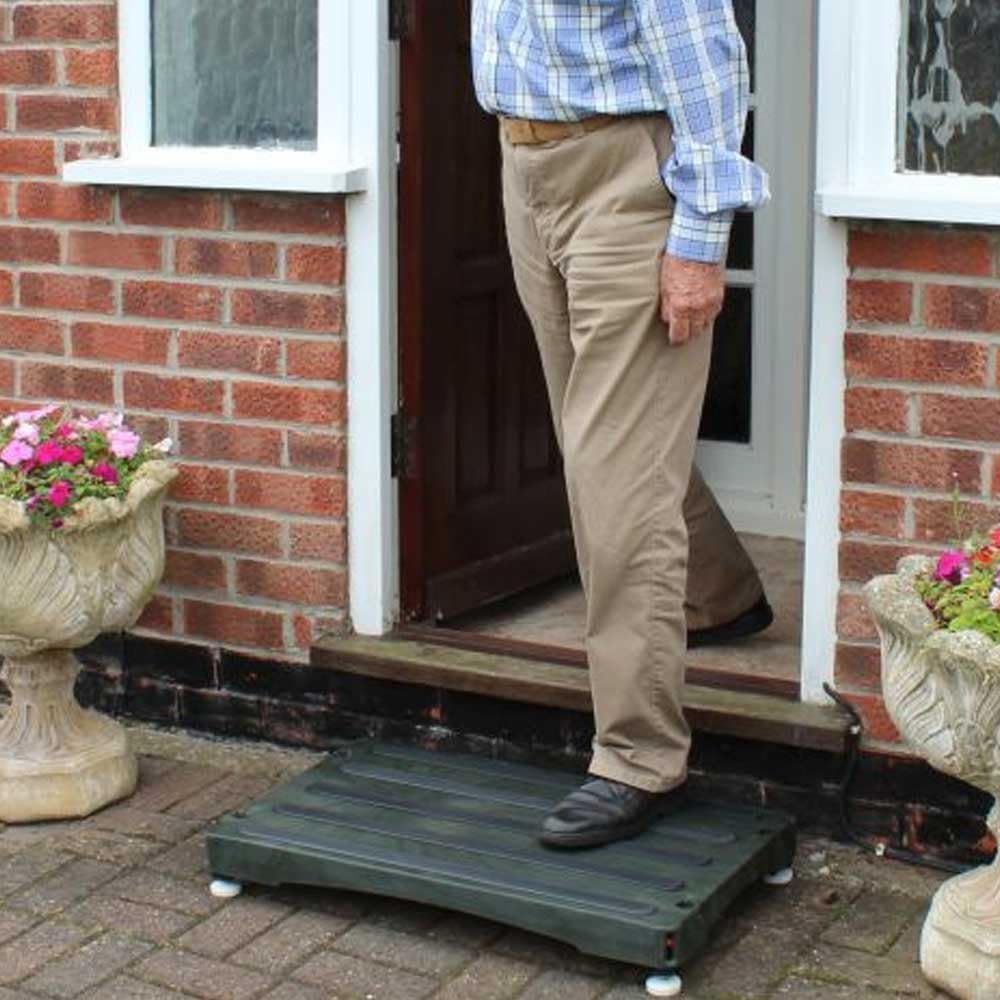 NRS Healthcare Bigfoot Half Step Outdoor with Adjustable Height Einzel-*, Einzel-*