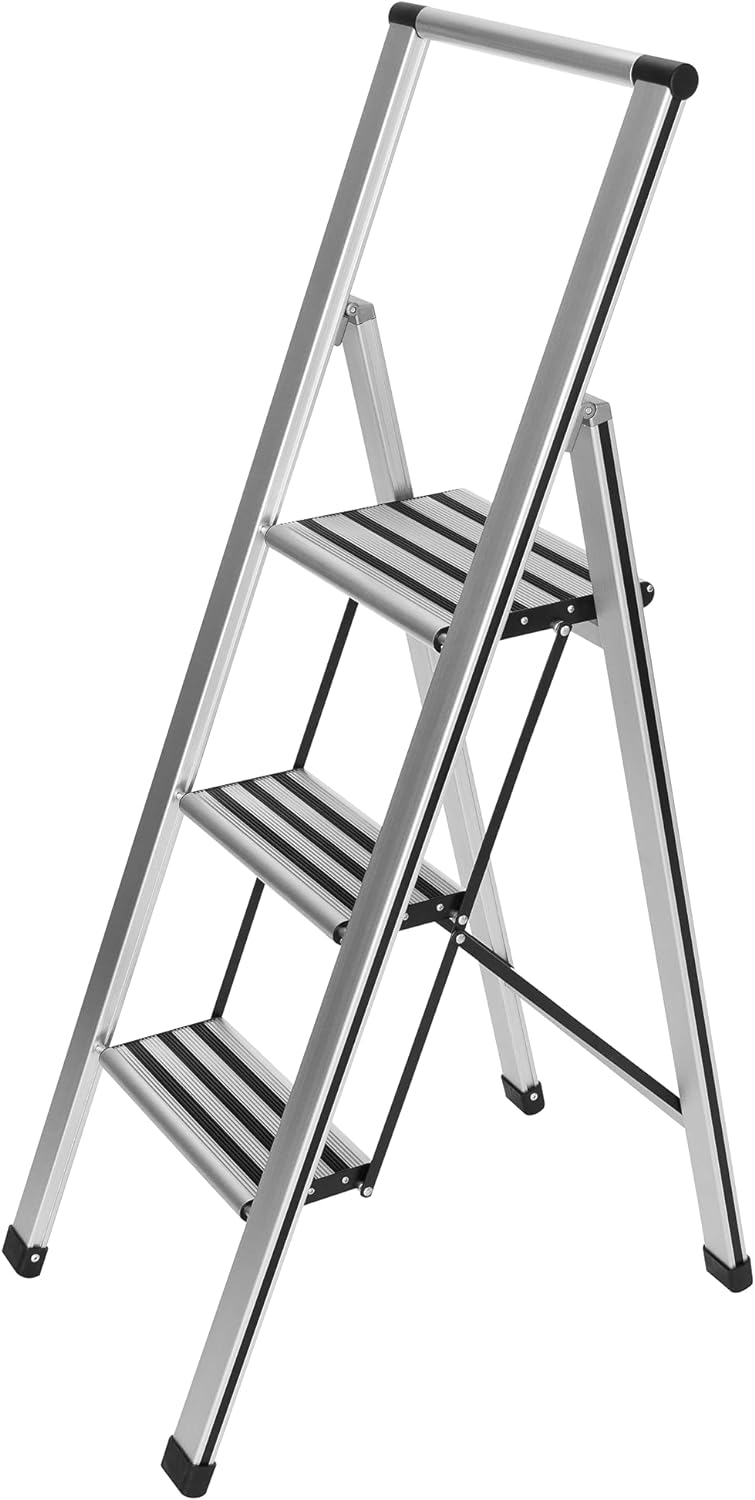 WENKO Leichte Aluminium Trittleiter mit 3 Stufen für 75 cm höheren Stand, rutschsichere XXL-Stufen,