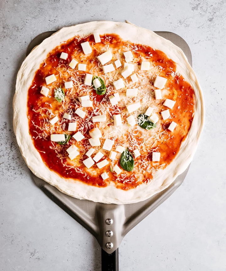 AMZBBQ® Premium Pizzaschieber - [LANGER STIEL] - Perforierte Pizzaschaufel aus Harteloxiertem Alumin