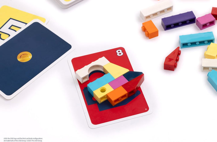 Asmodee Brick Like This! Das offizielle Lego-Partyspiel - Schnelles, lustiges Bauspiel für Familien,