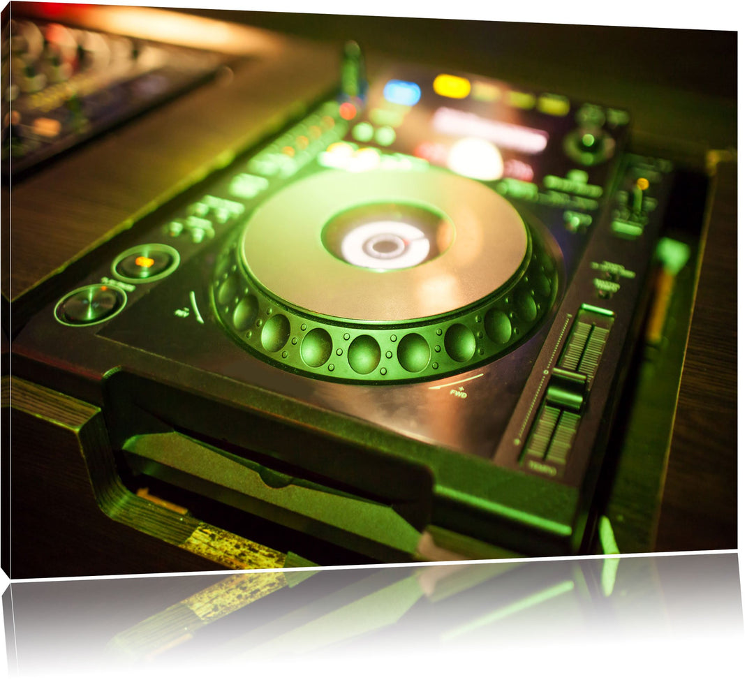 Grün beleuchteter DJ Pult, Format: 100x70 auf Leinwand, XXL riesige Bilder fertig gerahmt mit Keilra