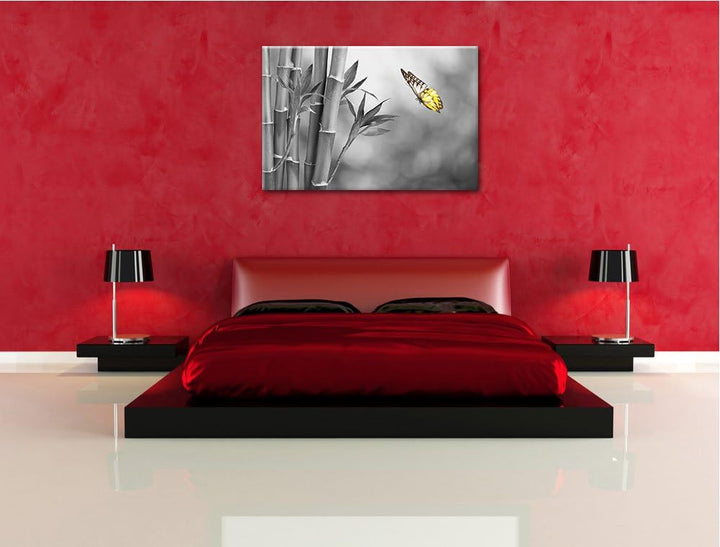 schöner Schmetterling vor Bambus schwarz/weiss Format: 100x70 auf Leinwand, XXL riesige Bilder ferti