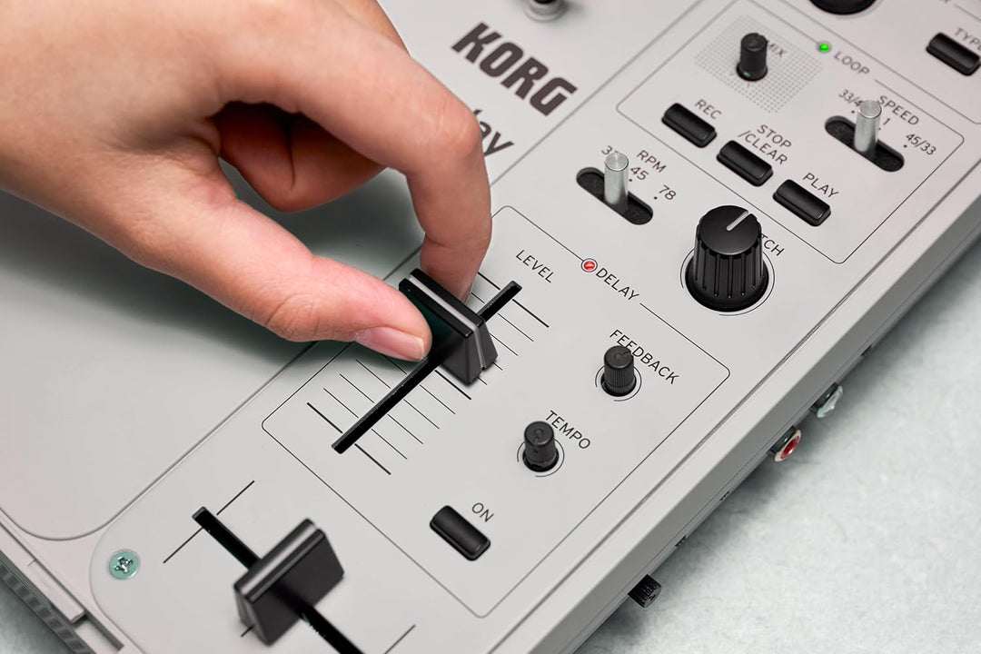 Korg – handytraxx play – Tragbarer DJ-Plattenspieler mit Lautsprecher und Digitalen Effekten