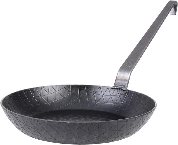 GRÄWE Schmiedeeiserne Bratpfanne F400, Ø 24 cm, hoher Rand, Eisenpfanne mit Wender, 400° C hitzebest