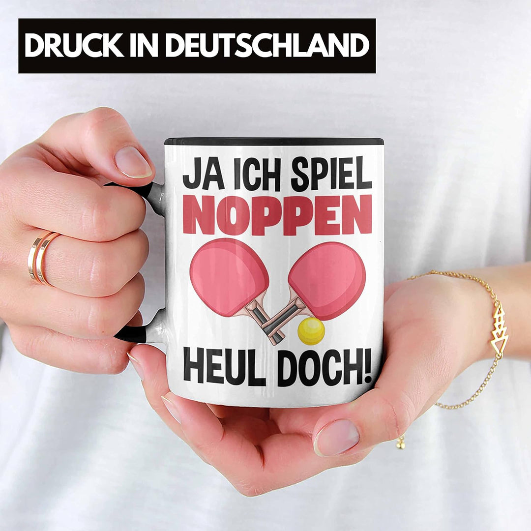 Trendation - Tischtennis Tasse Geschenk Grafik Tischtennis-Spieler Geschenkidee Spruch Lustig Ja Ich