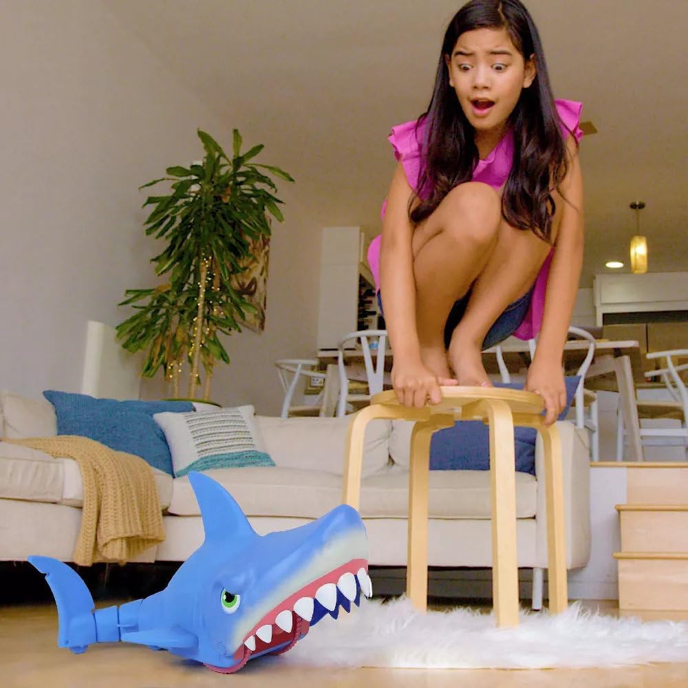 Mega Chomp - R/C Shark (20285)