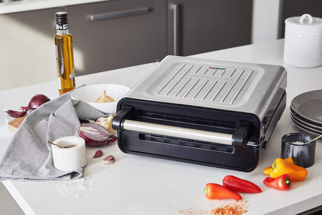 George Foreman Kontaktgrill & Panini- / Sandwichgrill [Smokeless - 87% weniger Rauch] Tischgrill (ab