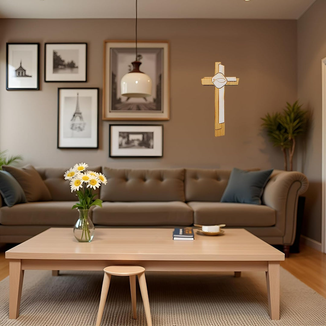 Kaltner Präsente Geschenkidee - 24 cm Wandkreuz Echtes Holz Kreuz Fichte Kruzifix mit Fisch Symbol f