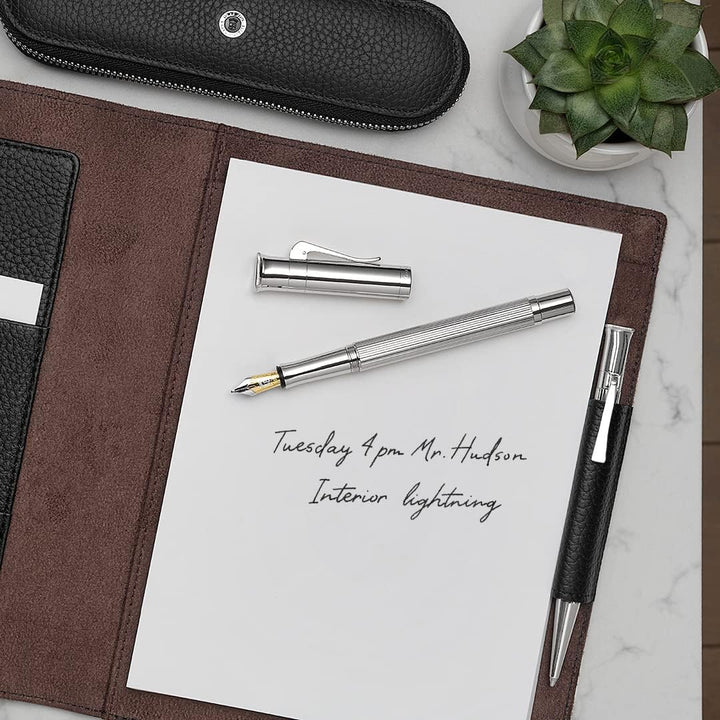 Graf von Faber-Castell 145561 - Füllfederhalter Classic, platiniert, Federbreite F