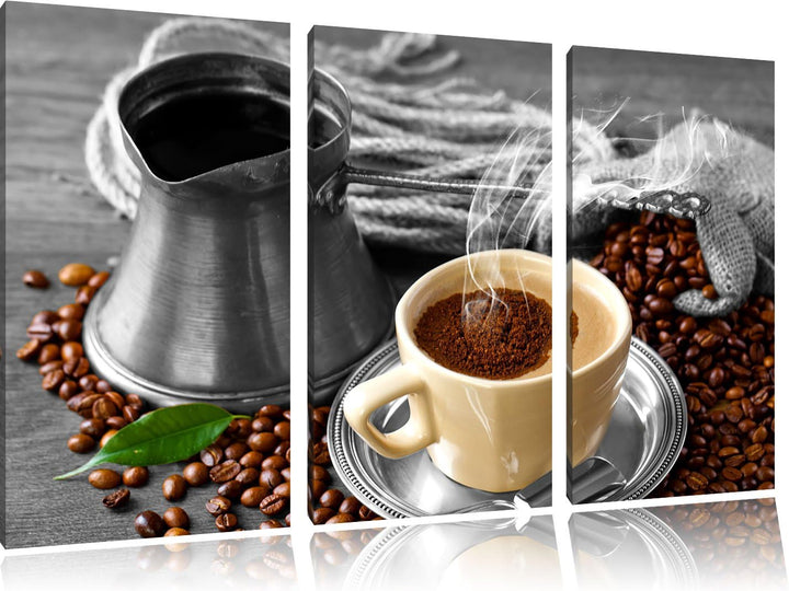 Pixxprint Dampfender Kaffe mit Kännchen schwarz/weiss 3-Teiler Leinwandbild 120x80 Bild auf Leinwand