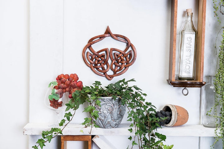 Windalf Irisches Celtic Wandbild INALA 23 cm Keltische Herz Wandrelief Holzbild Geschnitztes Ornamen