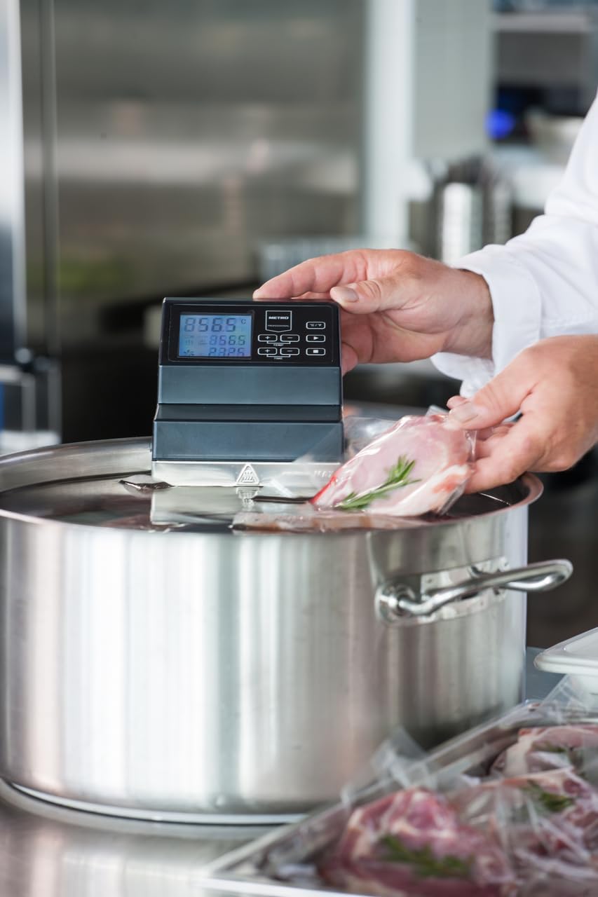METRO Professional Sous-Vide Garer GSV1500 aus Edelstahl mit max. Kapazität 40 L, 1500 W, Temperatur