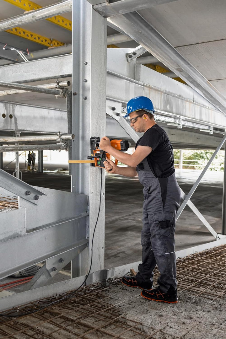 FEIN Kleine und extrem leichtgewichtige 1-Gang Endurance-Magnet-Kernbohrmaschine KBE 32 QW bis 32 mm