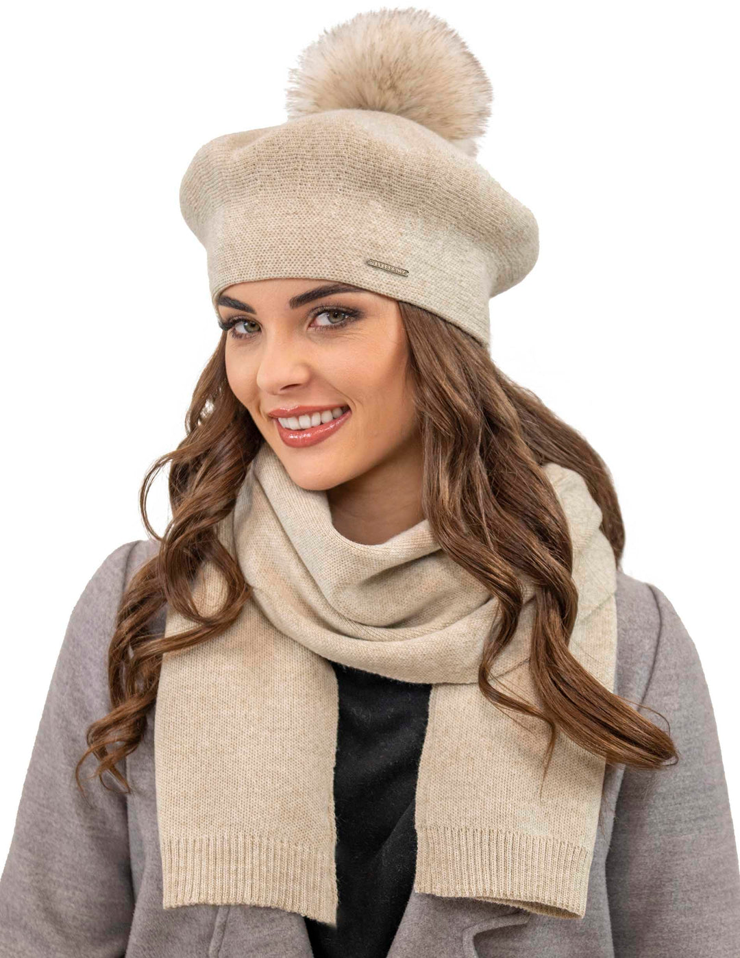 VIVISENCE Damen Baskenmütze Mit Bommel Eleganter Wintermütze Warm Und Gemütlich Kopfbedeckung An Win