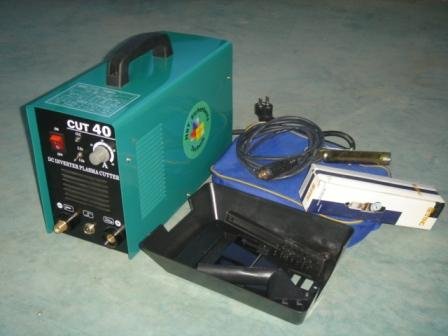 HST Plasmaschneider 40 Ampere I Plasmaschneidgerät mit HF-Zündung I Plasma cutter für präzise Schnit