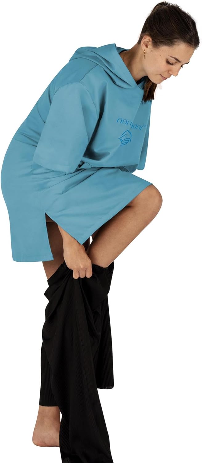 normani Unisex Badeponcho - Badehandtuch mit Kapuze aus Mikrofaser - schnelltrocknend und mit kleine