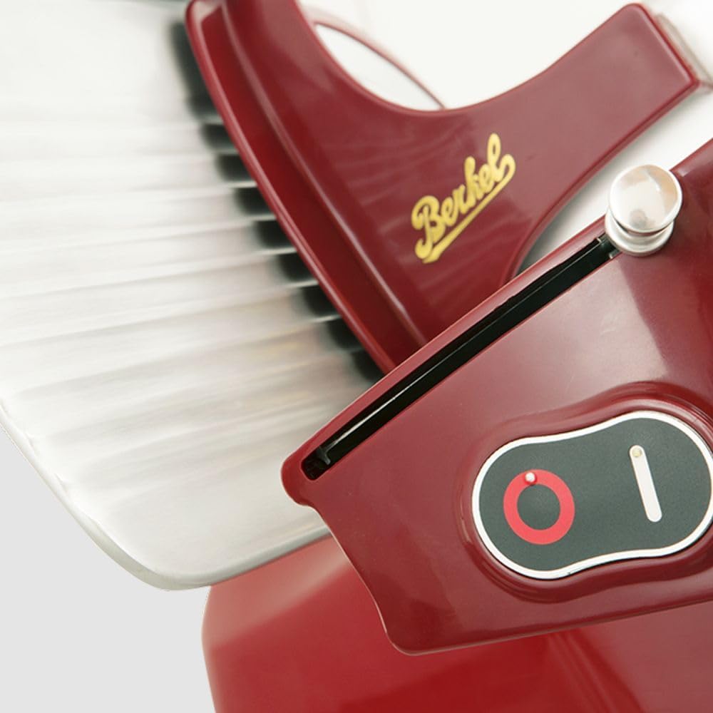 Berkel Home Line 250, Premium-Aufschnittmaschine in Rot + passendes Einlegebrett aus Weinfassholz, S