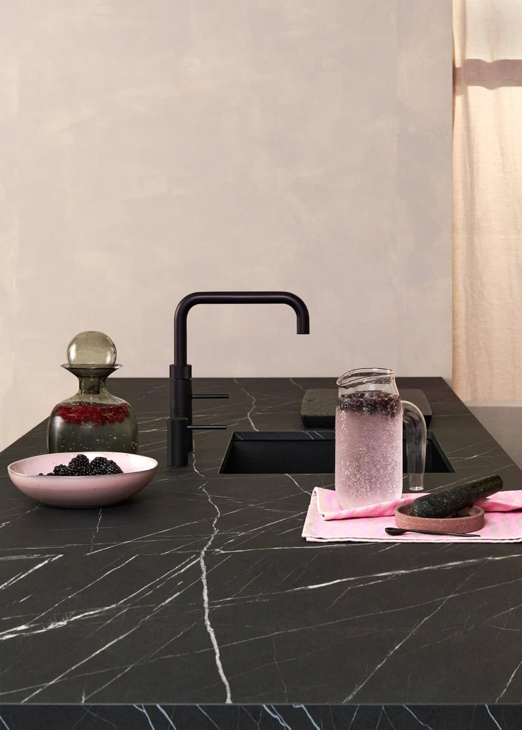 Quooker Fusion square mit COMBI Kessel 3-in-1 Kochendwasserhahn Kochendwasser-Armatur Schwarz