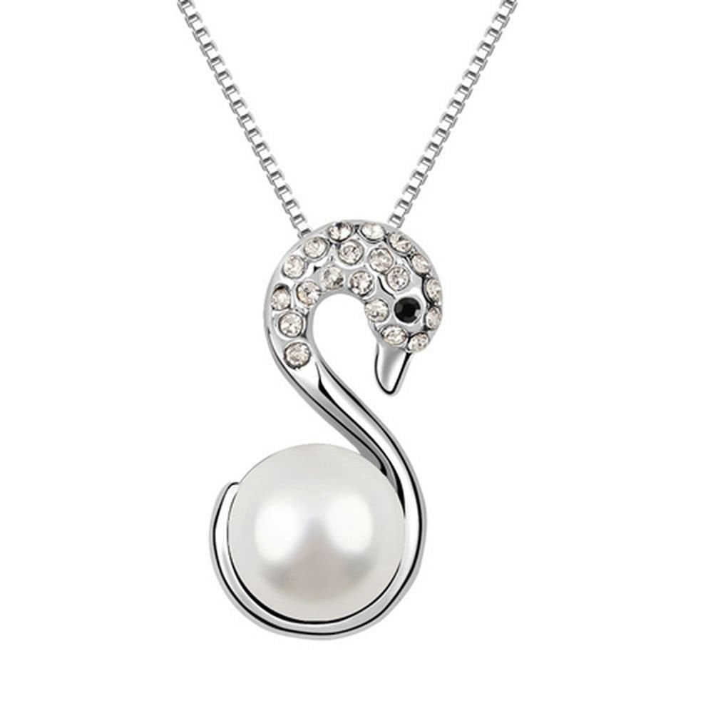 Bungsa Perlen Frauenkette 45cm silberfarben SWAN - Anhänger in Schwanenform mit Perle in weiss und k