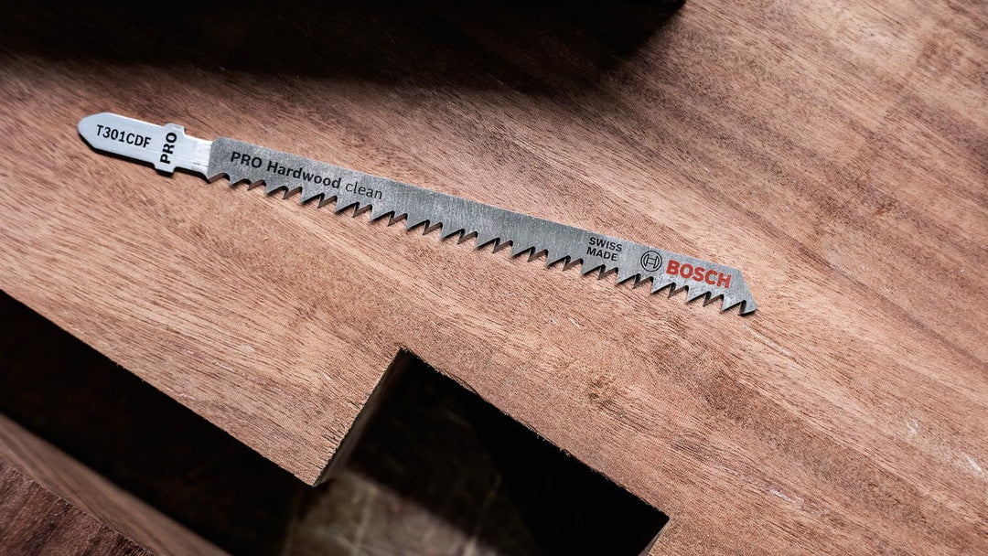 Bosch 5x Stichsägeblatt T 301 CDF Clean for Hard Wood (für hartes Holz, gerader Schnitt, Professiona
