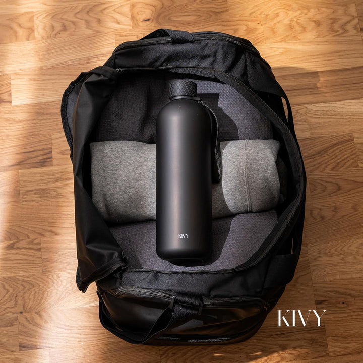 KIVY Tritan-Wasserflasche 1,5 Liter - Kohlensäure geeignet & Auslaufsicher - Für Sport, Schule & Bür