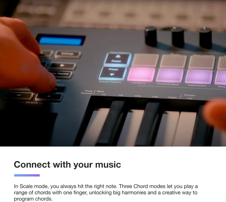 Novation FLkey 61 MIDI-Controller-Keyboard — Nahtlose Integration in FL Studio, mit Akkord- und Skal