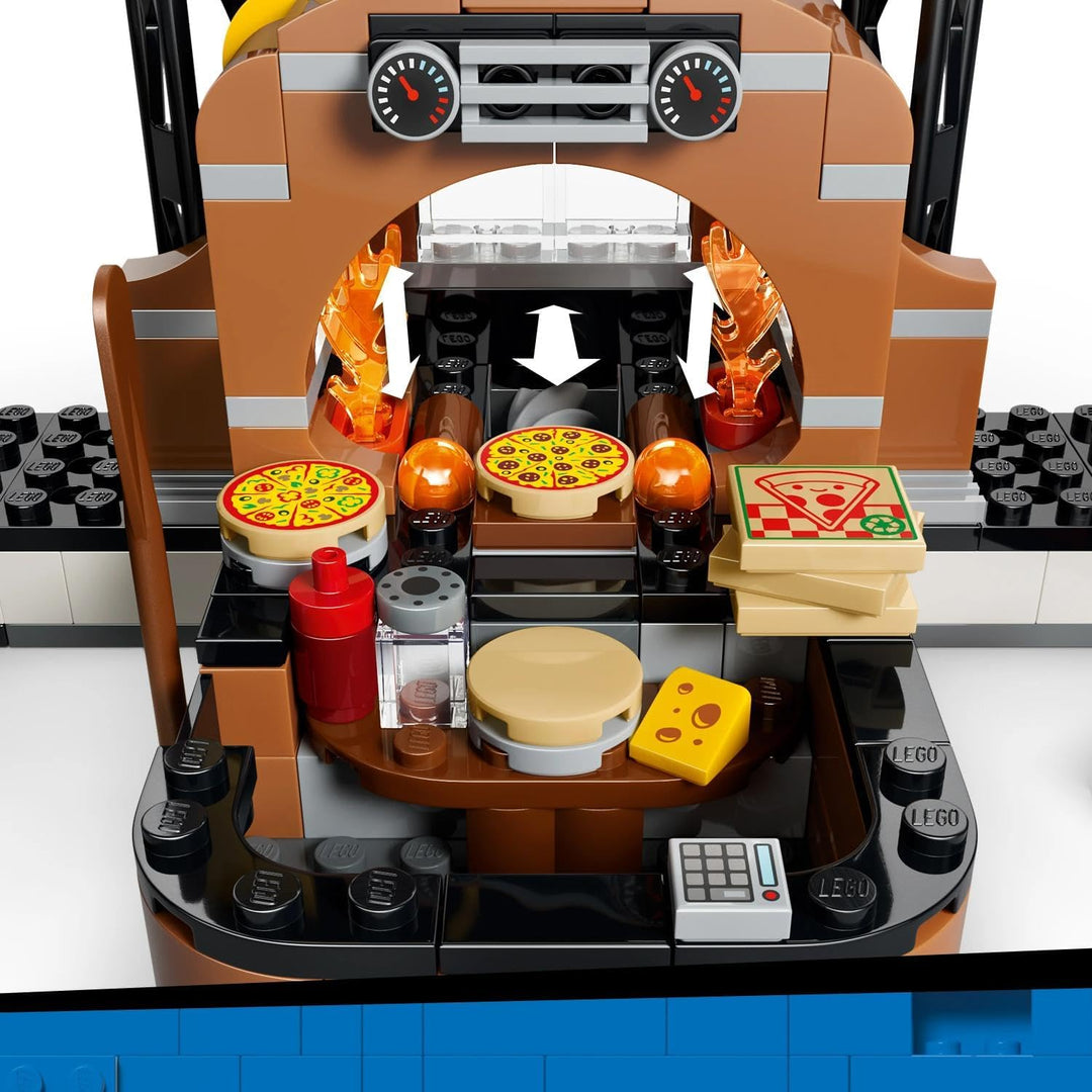 LEGO City Pizza-Liefererlebnis mit Fahrzeugen - inkl. Spielzeugauto, Roller, Drohne, Arcade-Automat