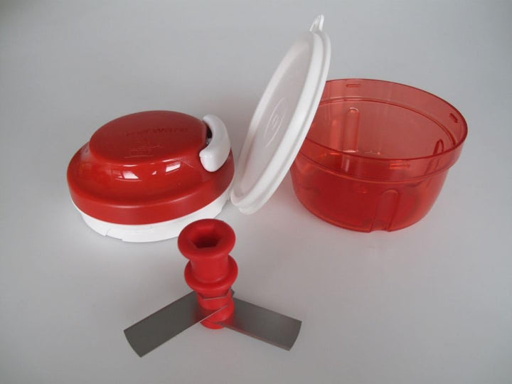 TUPPERWARE Chef Turbo-Chef rot + Deckel weiss D158 Zwiebelschneider Speedy Boy