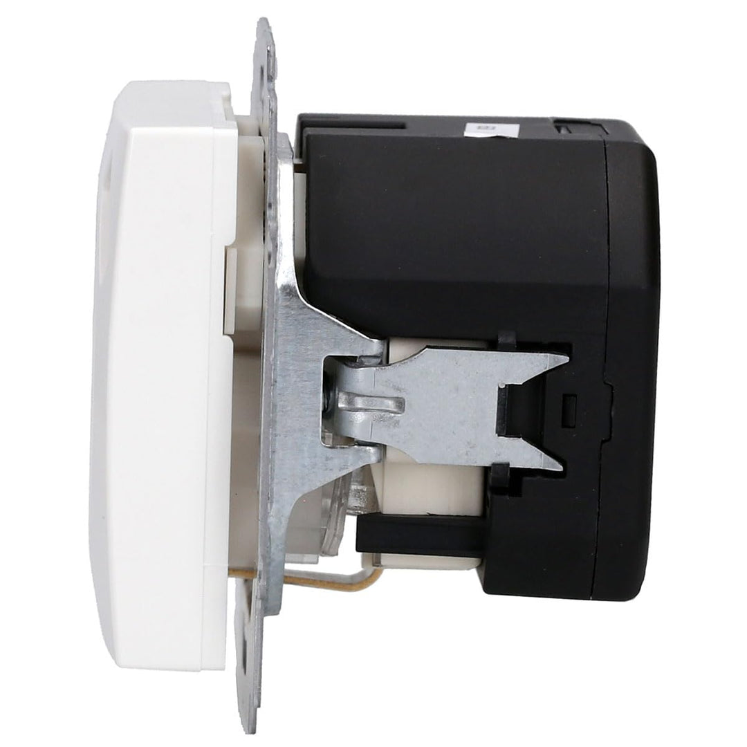 Busch-Jaeger 20 EUCB2USB-914 SCHUKO®-/2x USB-Steckdose Alpinweiss 2CKA002011A6266