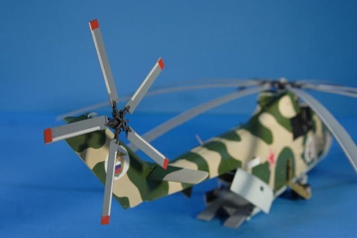 Zvezda 500787270 - 1:72 Transport Helikopter Mil Mi-26 Halo