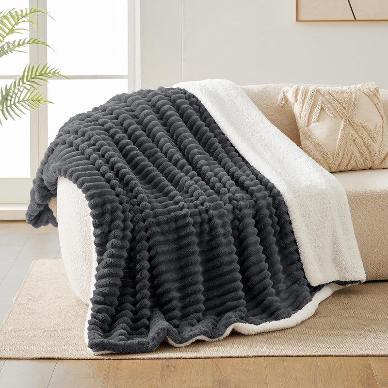 WAVVE Decke Sherpa Kuscheldecke Flauschig Grau - Extra Warme Dicke Weiche Grobe Kordecke Sofaüberwur