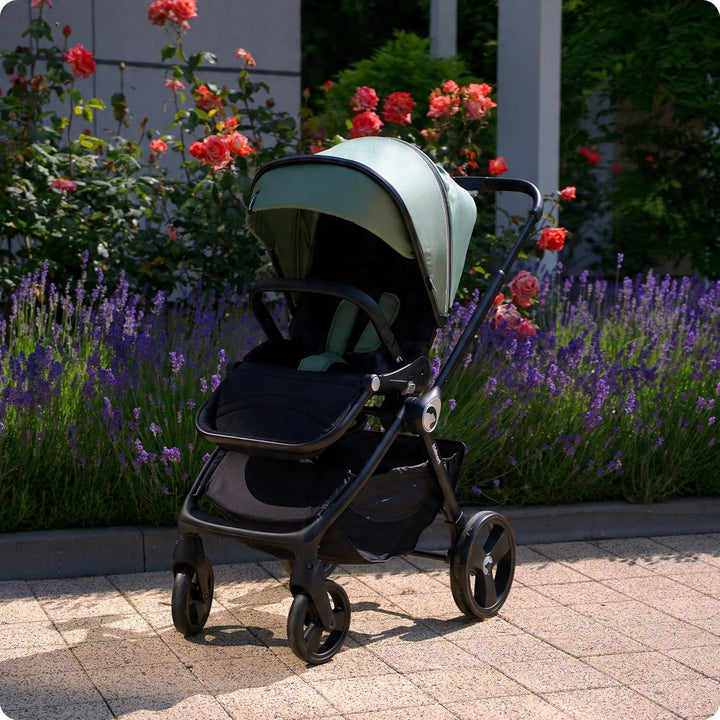 Isbjörn Buggy Kinderwagen ab Geburt bis 22 kg – wendbarer Sitz, 360° Räder, Liegefunktion &amp; Fussstüt