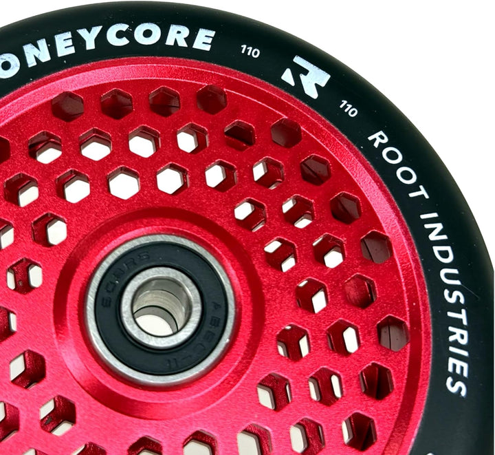Root Industrie Air Honeycore 110mm Stunt-Scooter Rolle + Fantic26 Sticker (Rot/Pu Schwarz) Rot / Pu