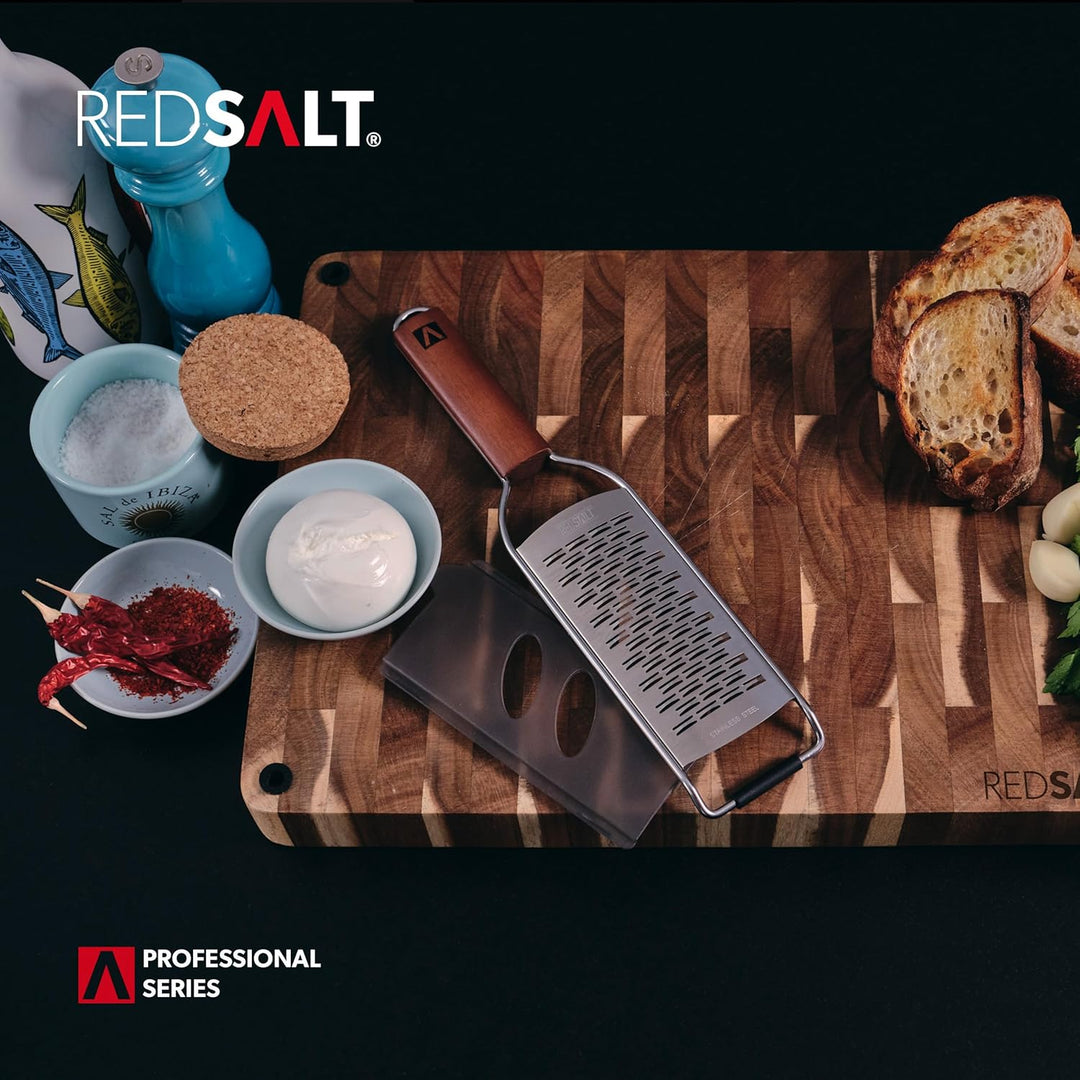 REDSALT® Premium 2-Wege Reibe mit Holzgriff | rasiermesserscharfe Profi Edelstahl Reibe für feine Ge